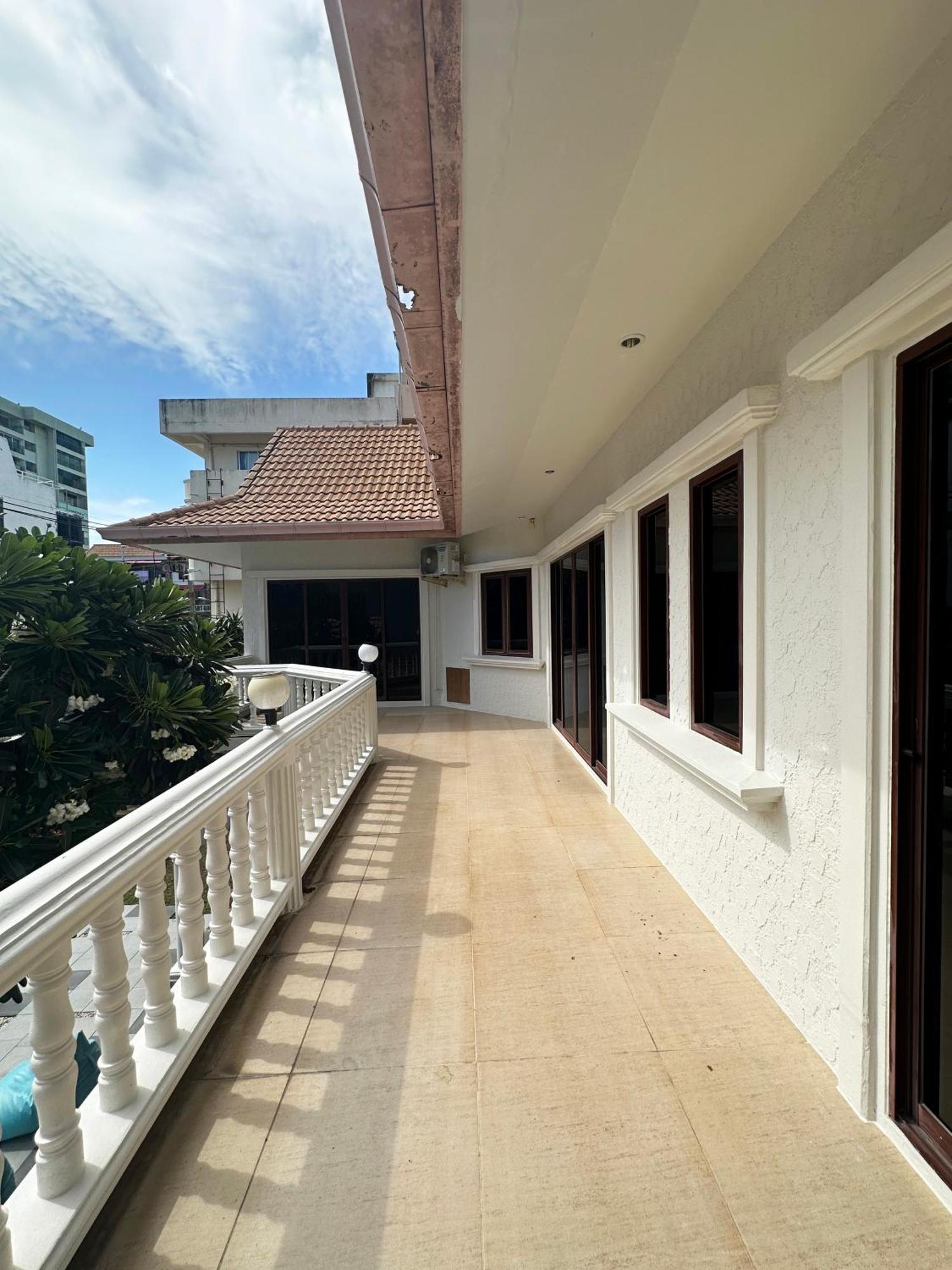 Blooming Hill Boutique Suites Pattaya Εξωτερικό φωτογραφία